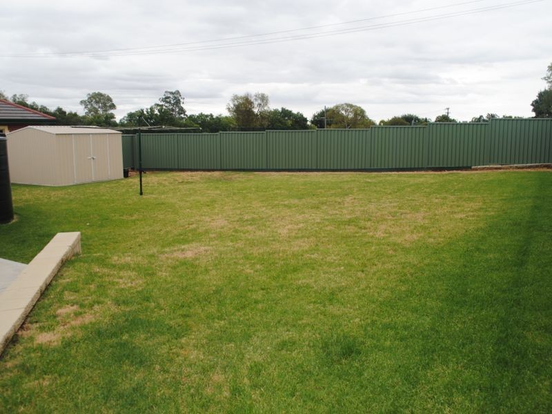 28 Banksia Street, Tamworth NSW 2340