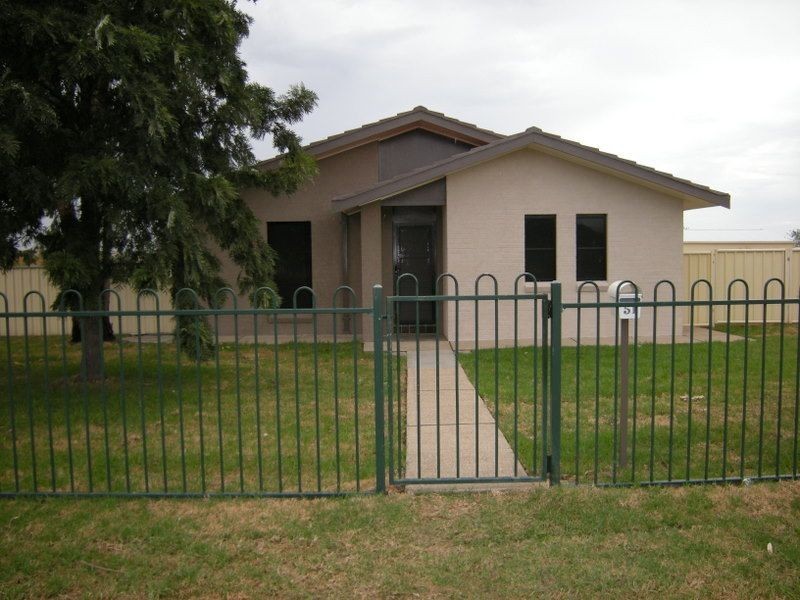 51 Kenny Drive, Tamworth NSW 2340