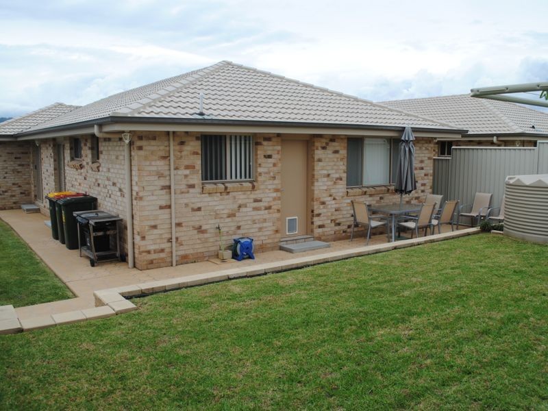 1/9 Baker Close, Calala NSW 2340