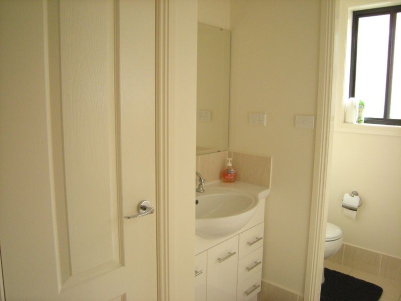 73 A The Heights, Tamworth NSW 2340