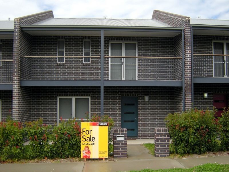 5 Boulevard Place, Hillvue NSW 2340