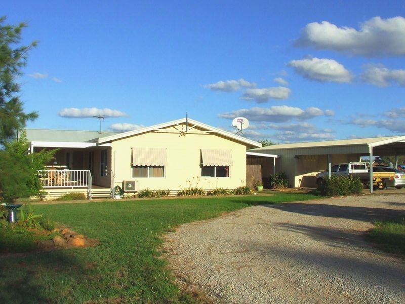 15 Ridds Lane WINTON NSW 2344, Tamworth NSW 2340