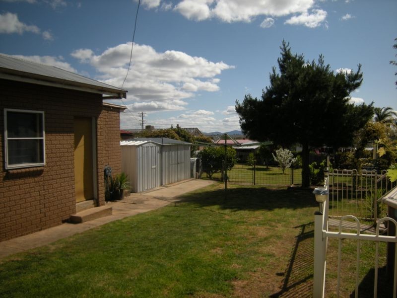 20 Cypress Street, Tamworth NSW 2340