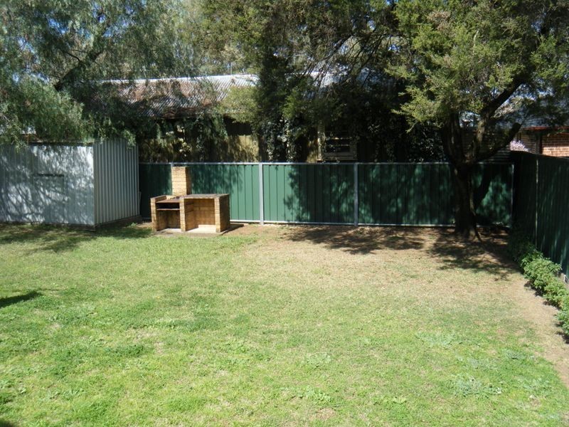 1 Cohen Lane, Tamworth NSW 2340