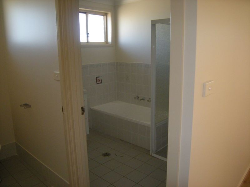 22 Flemming Crescent, Tamworth NSW 2340