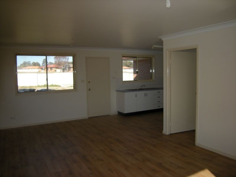 22 Flemming Crescent, Tamworth NSW 2340