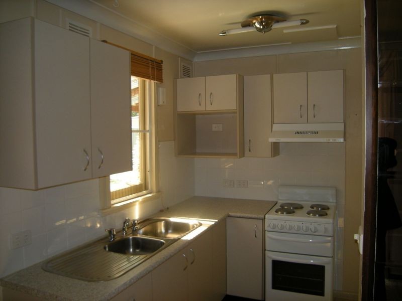 38 Kirkham Crescent, Tamworth NSW 2340