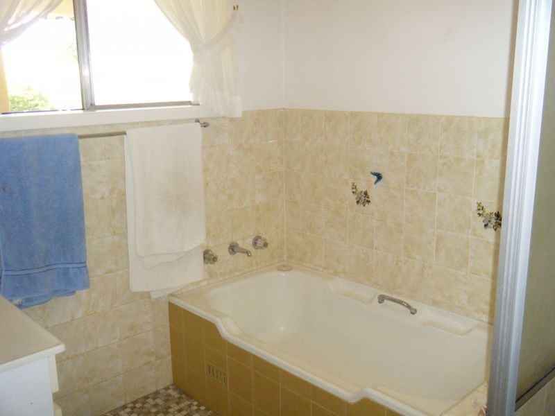 61 Calala Lane, Tamworth NSW 2340