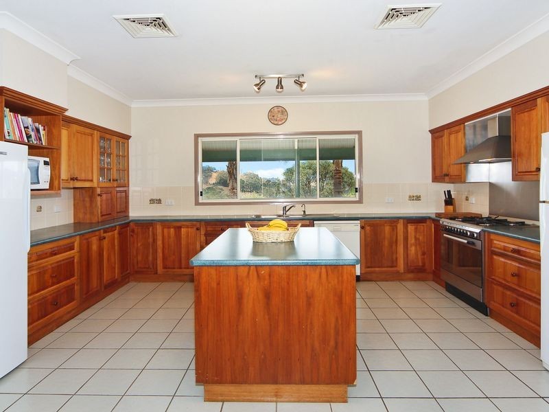 Tintinhull NSW 2352