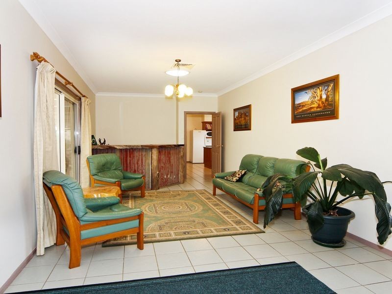 Tintinhull NSW 2352
