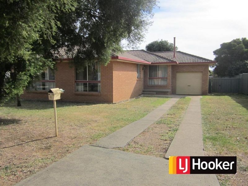 6 Yangoora Street, Tamworth NSW 2340
