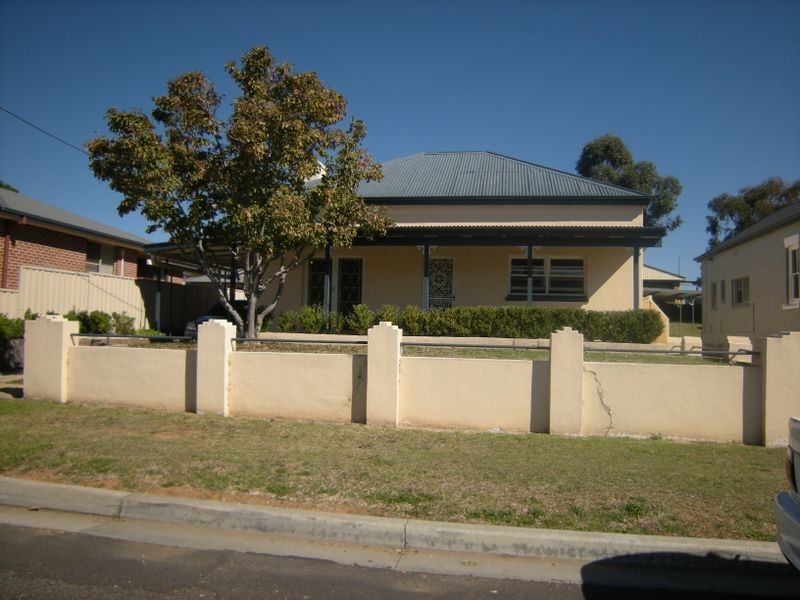 65 Denne Street, Tamworth NSW 2340