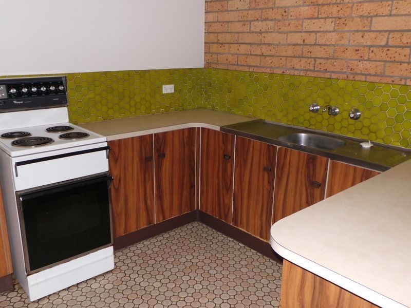 2/33 Florence Lane, Tamworth NSW 2340