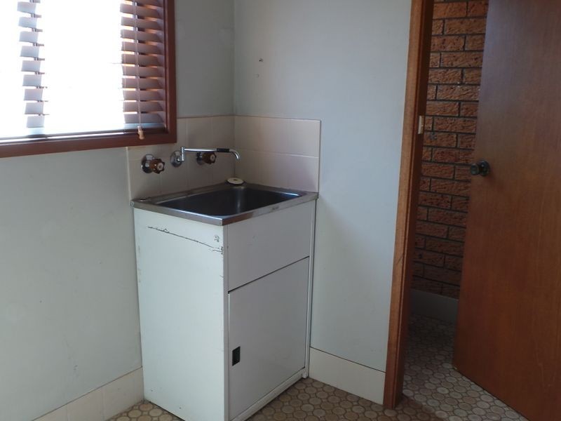 2/33 Florence Lane, Tamworth NSW 2340