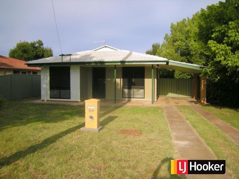 34 Sue Crescent, Tamworth NSW 2340