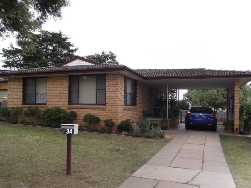 34 Kyooma Street, Hillvue NSW 2340