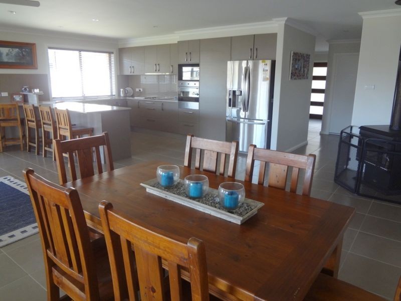 36 The Heights, Tamworth NSW 2340