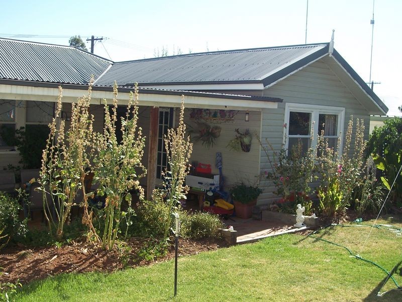 12 Patterson Street, Tamworth NSW 2340