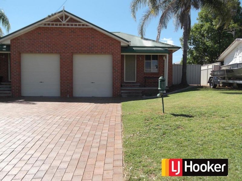 2/8 Curlew Crescent, Tamworth NSW 2340