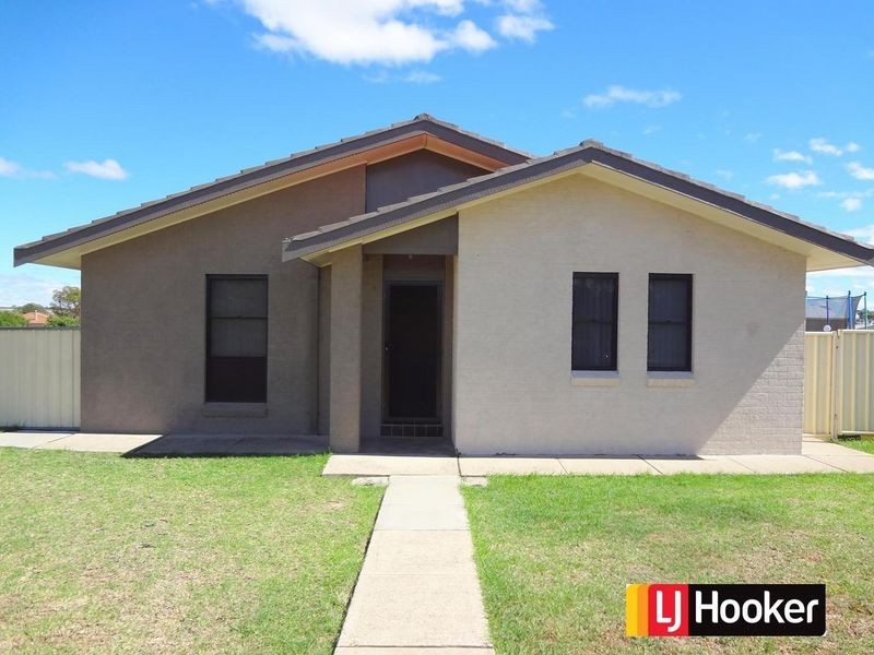 51 Kenny Drive, Tamworth NSW 2340