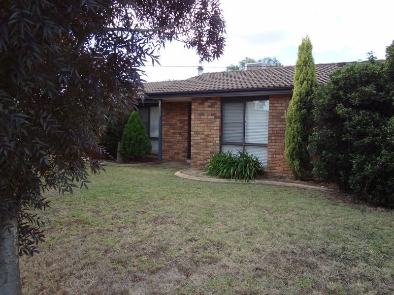 11 Gordon Street, Tamworth NSW 2340