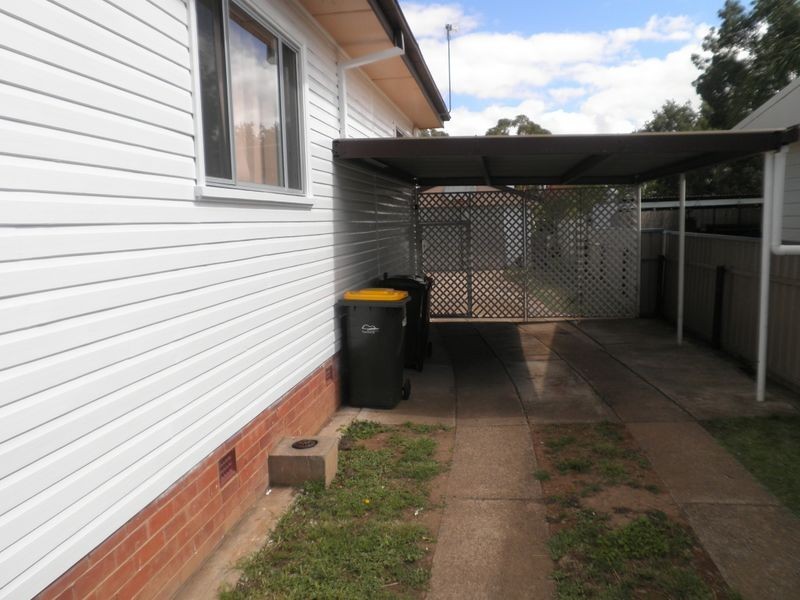 28 Bell Street, Tamworth NSW 2340