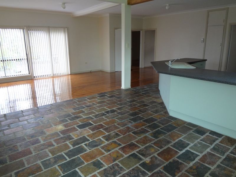 1 Myrene Avenue, Tamworth NSW 2340