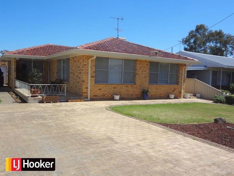 13 Ridge Street, Tamworth NSW 2340