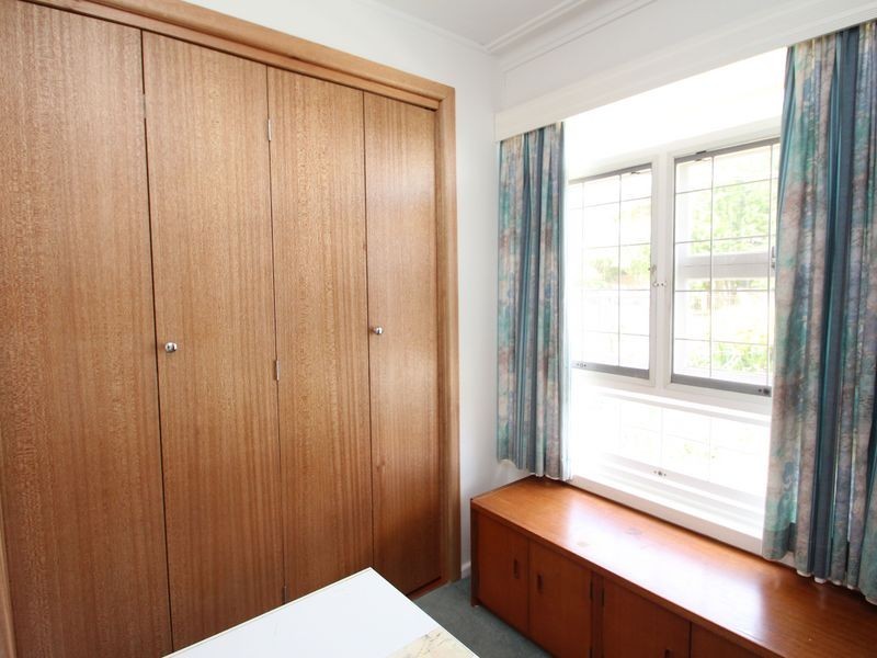 8 Russell Street, Tamworth NSW 2340