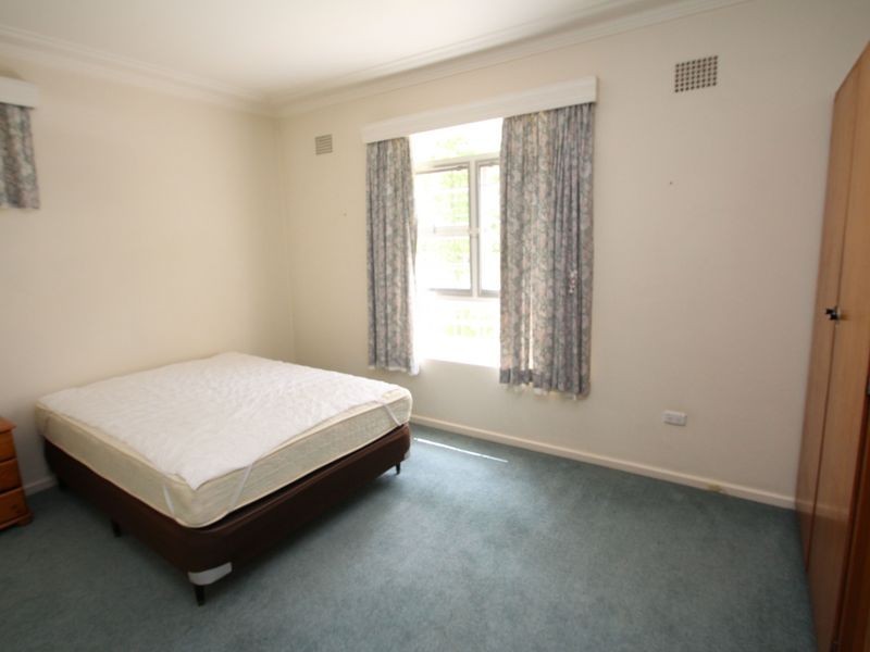 8 Russell Street, Tamworth NSW 2340