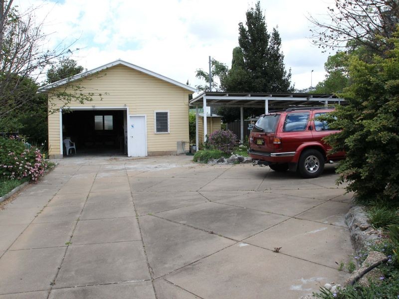 8 Russell Street, Tamworth NSW 2340