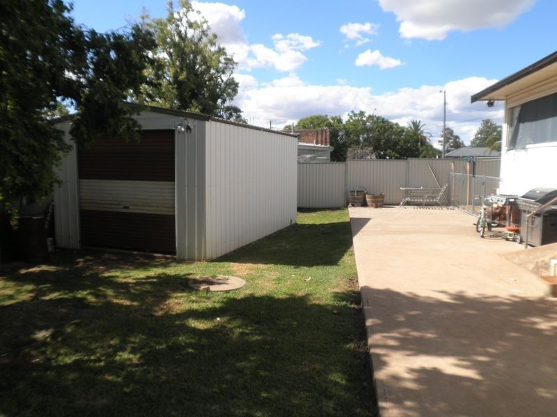 2 Nancy Street, Tamworth NSW 2340