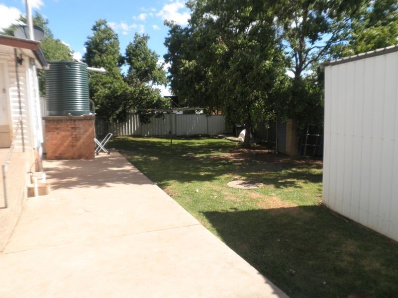 2 Nancy Street, Tamworth NSW 2340