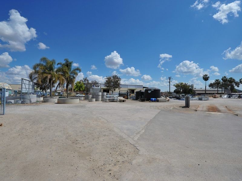 37-41 Barnes Street, Tamworth NSW 2340