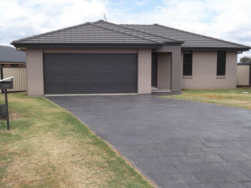 15 Rosella Avenue, Calala NSW 2340