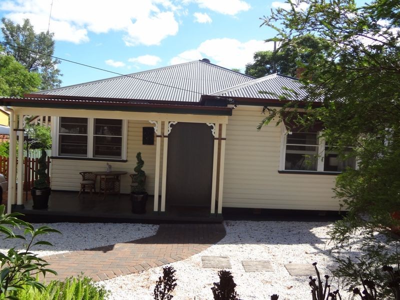 15 High Street, Tamworth NSW 2340