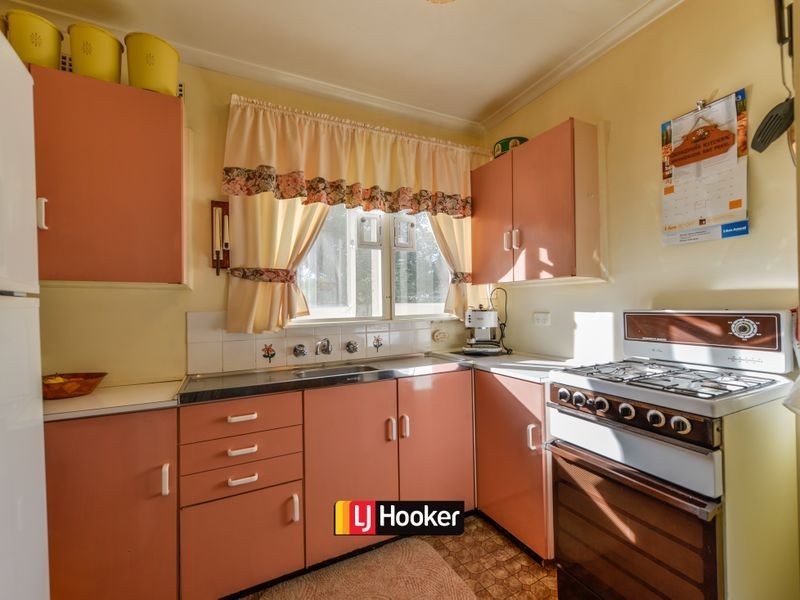 22 Bourne Street, Tamworth NSW 2340