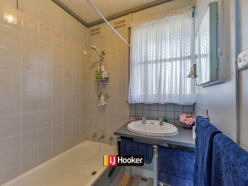 22 Bourne Street, Tamworth NSW 2340