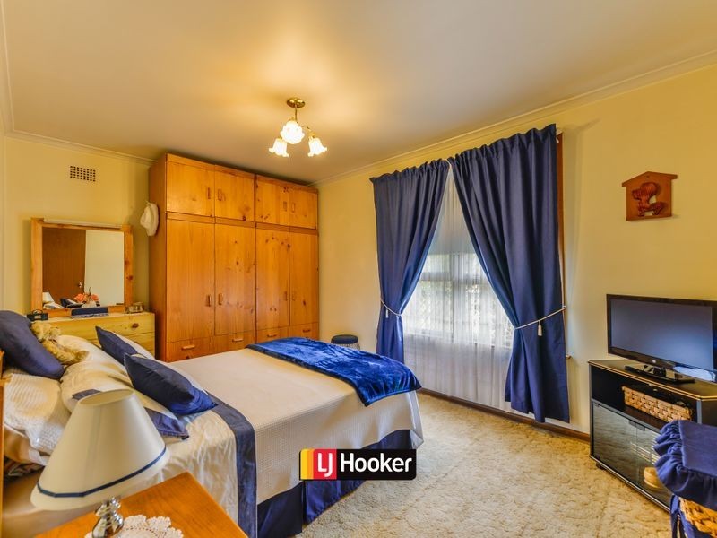 22 Bourne Street, Tamworth NSW 2340