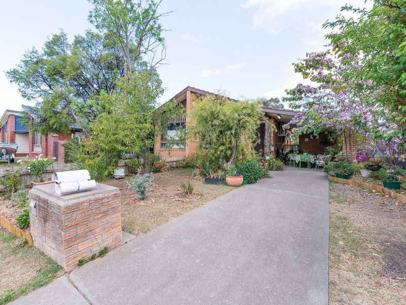 1 & 2/107 Petra Avenue, Tamworth NSW 2340