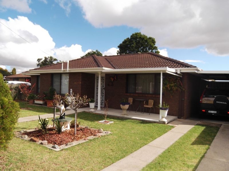 69 Warral Road, Tamworth NSW 2340