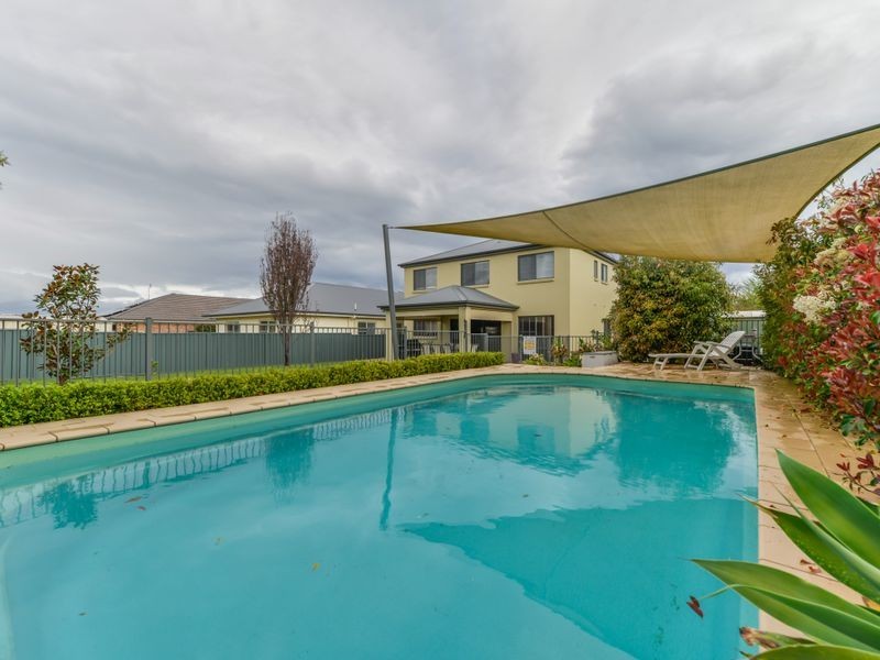 14 The Heights, Tamworth NSW 2340