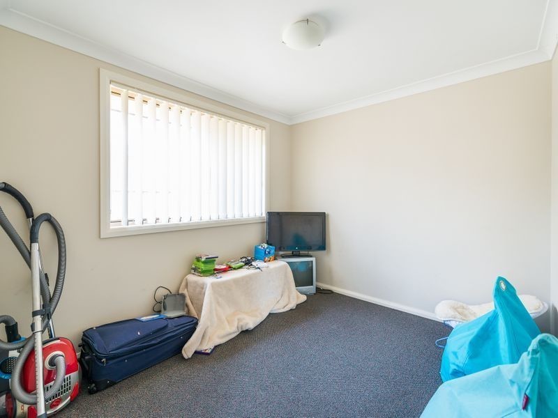 4 Tasman Place, Westdale NSW 2340