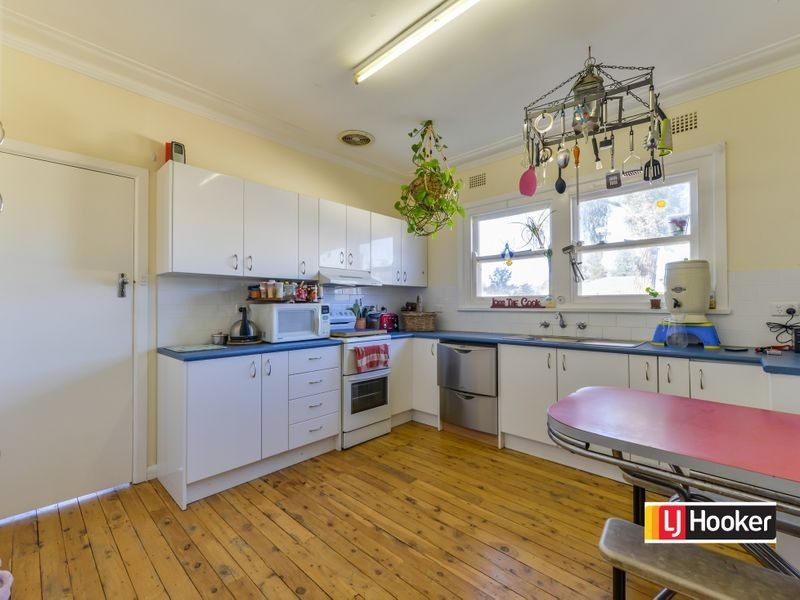 8/ George Street, Moonbi NSW 2353