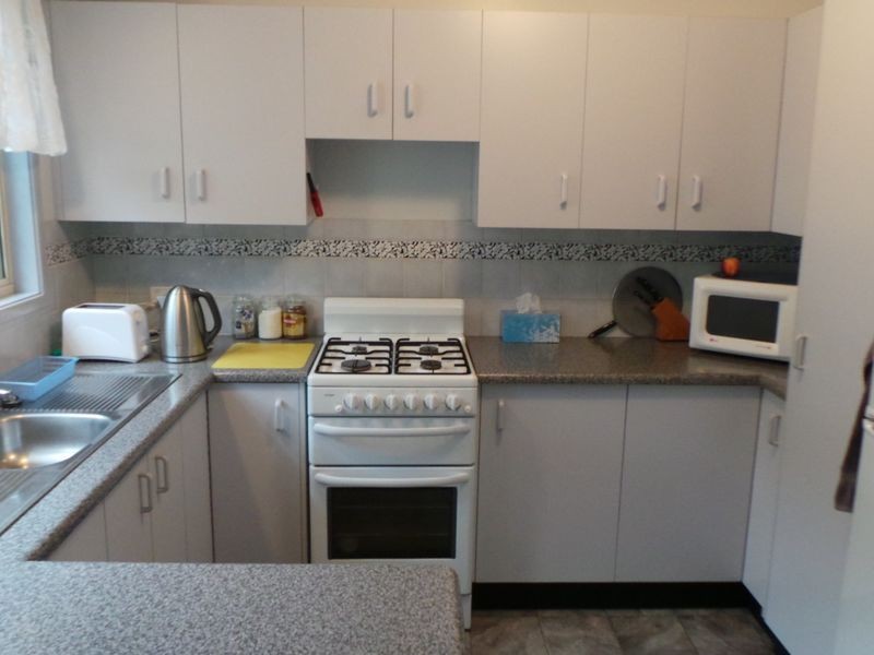 1 Marshall Place (27 Macgregor Street), Tamworth NSW 2340