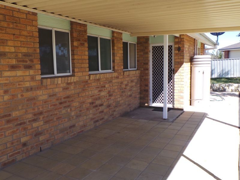 14 Wylie Place, Tamworth NSW 2340