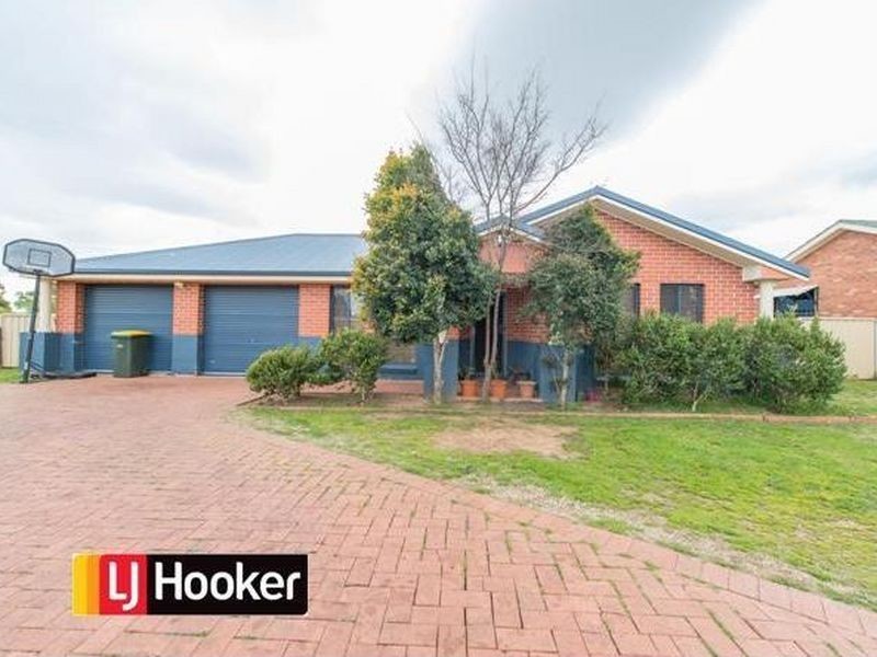 11 Morilla Street, Hillvue NSW 2340
