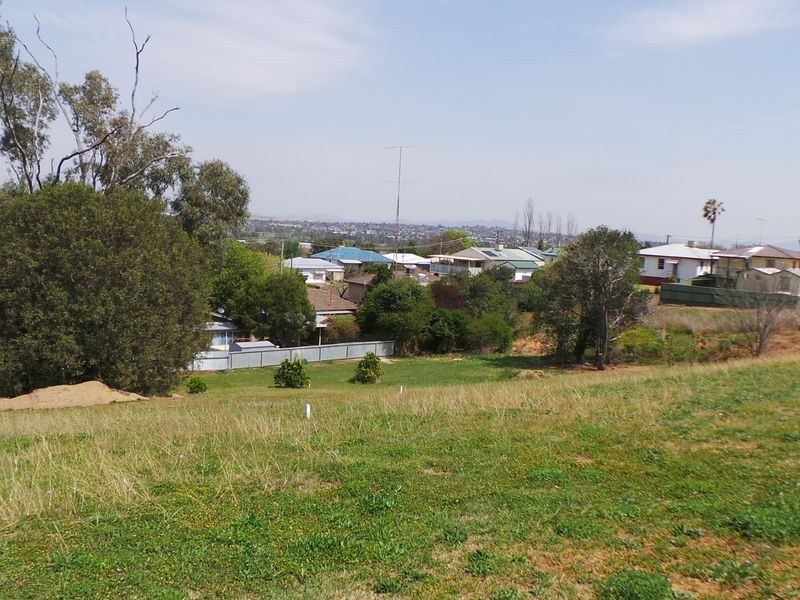 221-227 Carthage Street, Tamworth NSW 2340