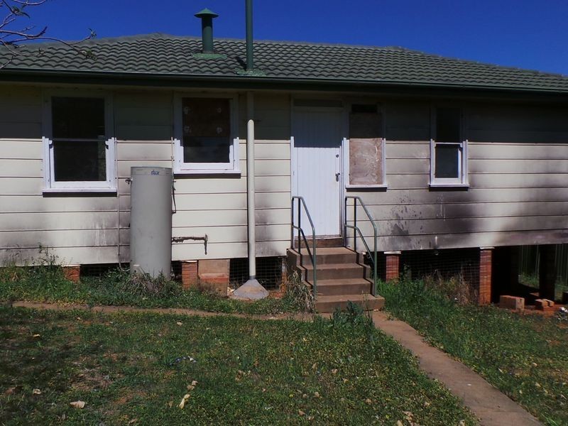 56 Mountview Crescent, Tamworth NSW 2340