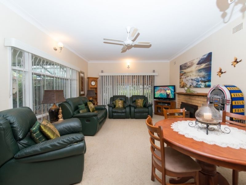 10 Diane Street, Tamworth NSW 2340